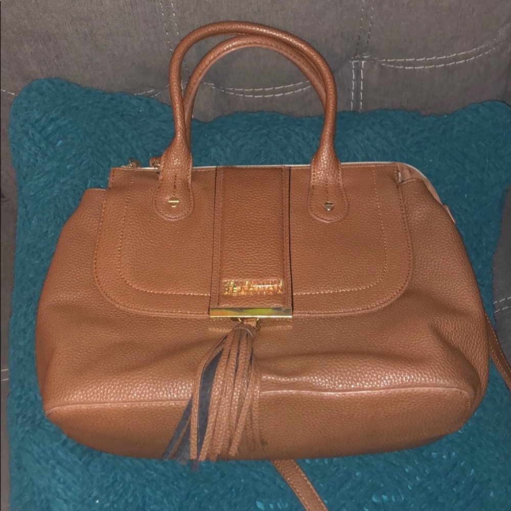 Kenneth Cole Reaction Bag- Leather - Picture 2 of 4